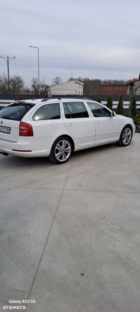 Skoda Octavia 2.0 TDI CR DPF RS - 2