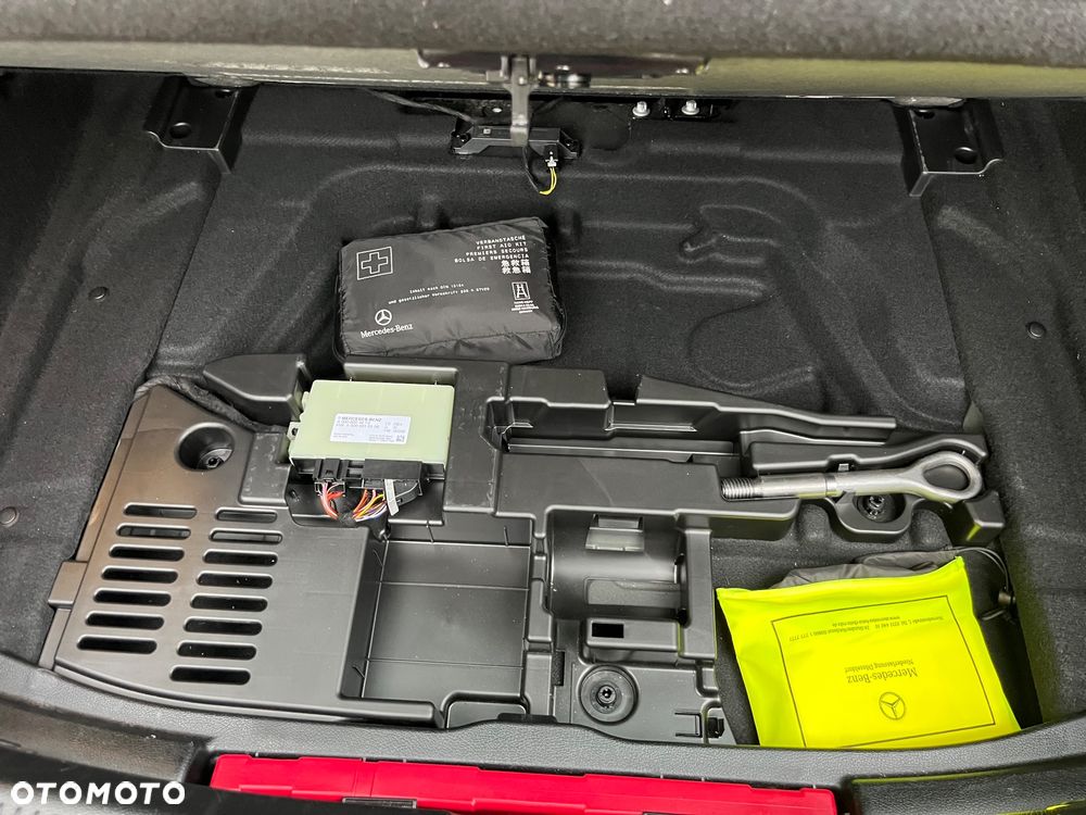 Mercedes-Benz Klasa A 180 d 7G-DCT Edition 19 - 23