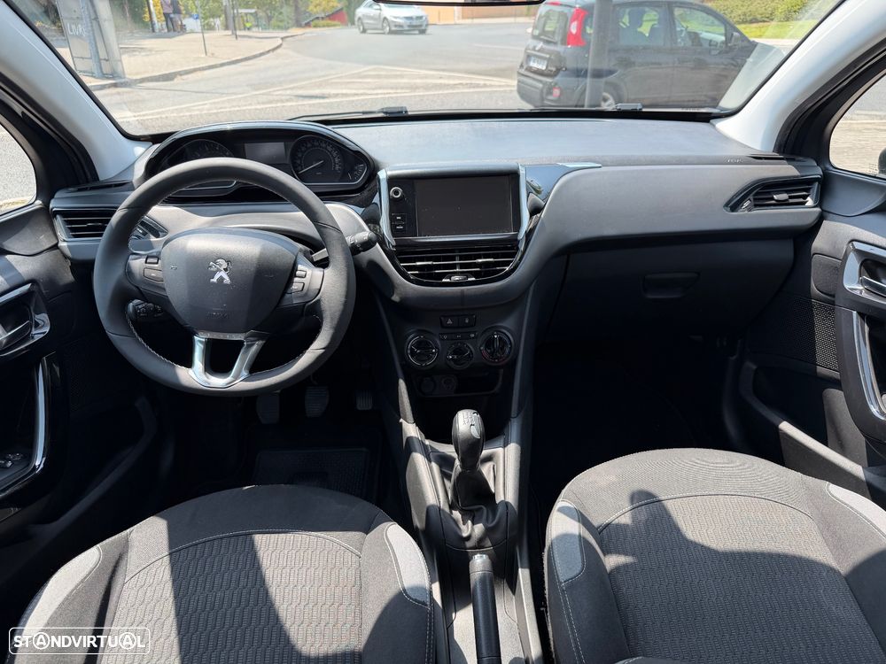 Peugeot 208 1.2 PureTech Active - 22
