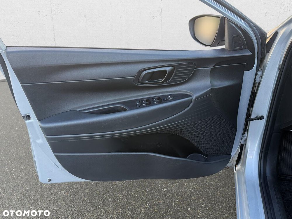 Hyundai i20 - 10