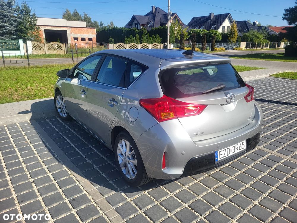Toyota Auris 1.6 Prestige - 18