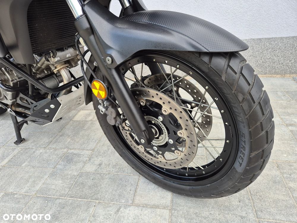 Suzuki V-STROM - 7