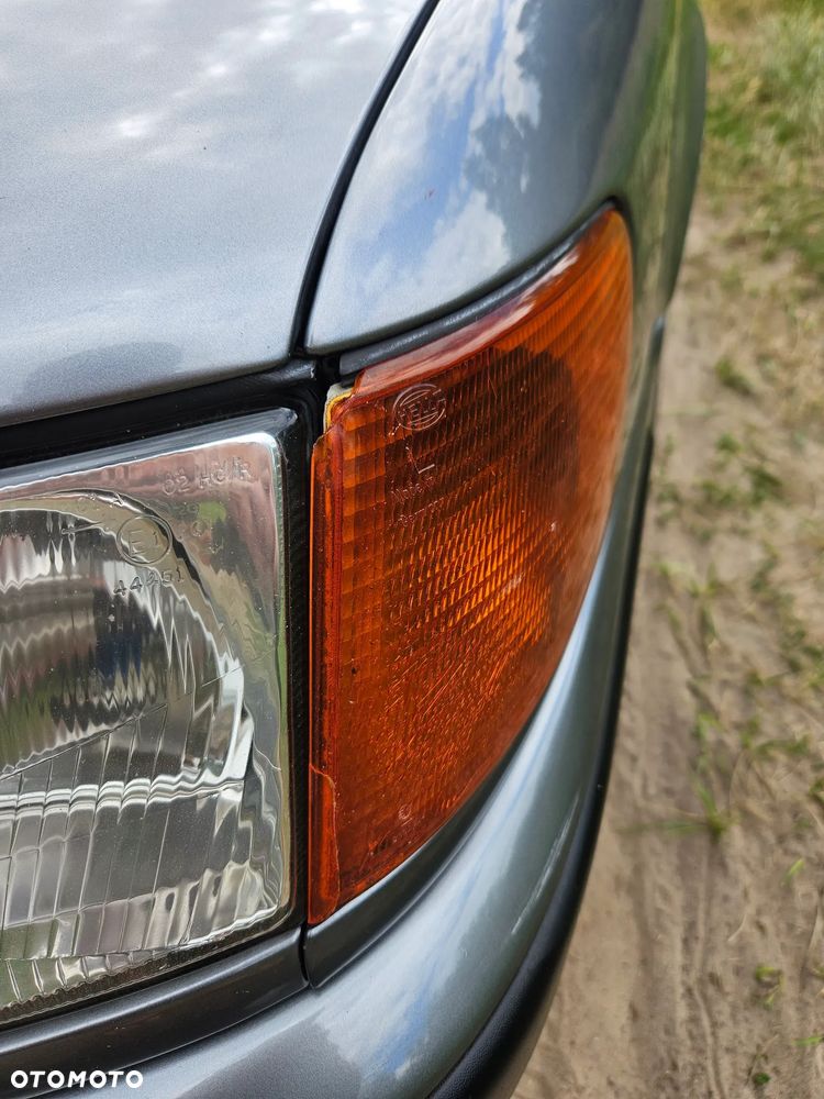 Audi 100 2.8 E - 23