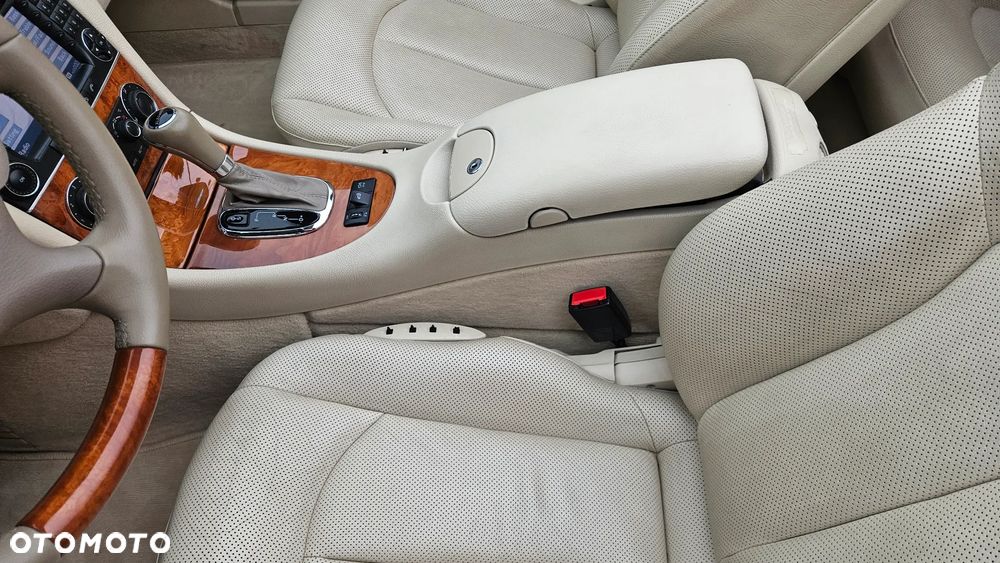 Mercedes-Benz CLK 320 - 6