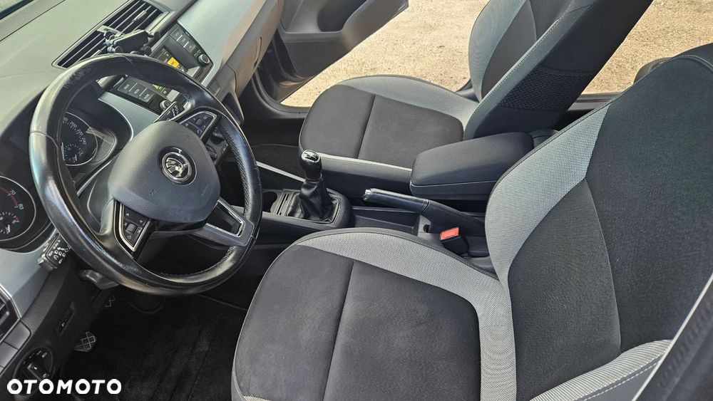 Skoda Fabia 1.0 TSI Ambition - 10