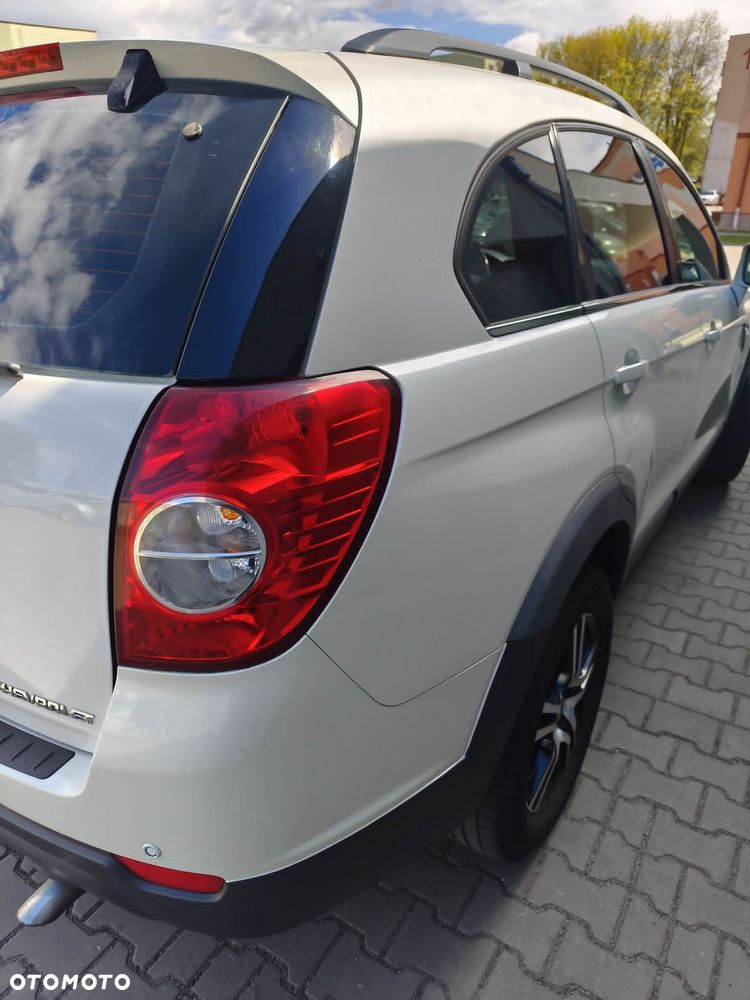 Chevrolet Captiva 2.4 LS - 7