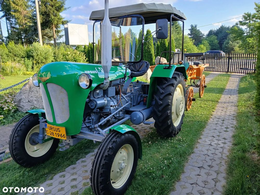 Ursus C-328 - 1