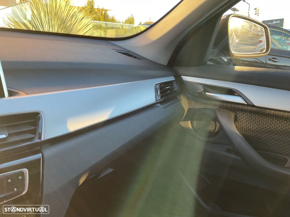 BMW X1 16 d sDrive Corporate Edition Auto - 30