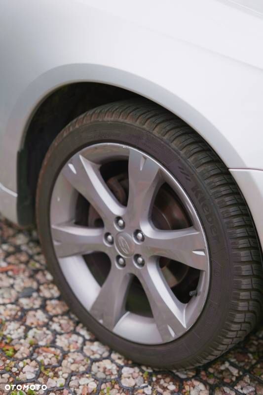 Subaru Legacy - 9