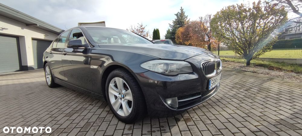 BMW Seria 5 520d - 8