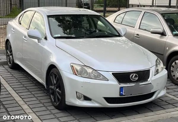 Lexus IS - 3