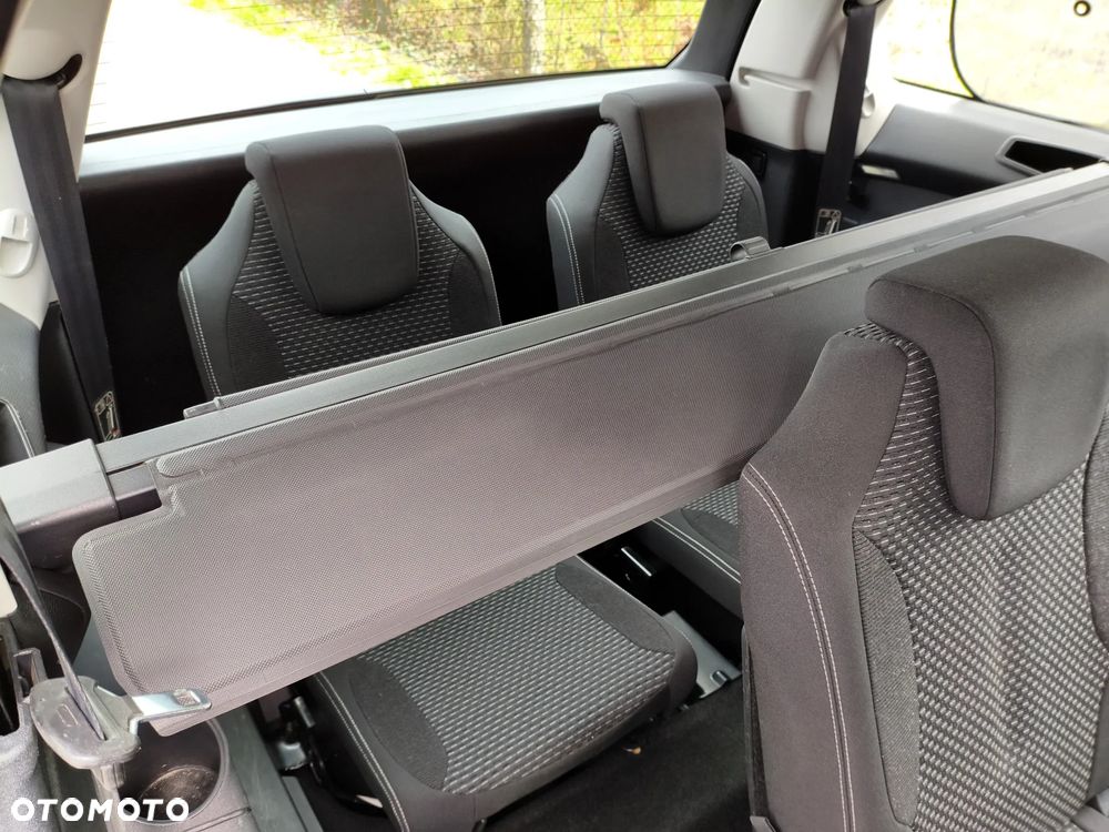 Citroën C4 Grand Picasso - 17