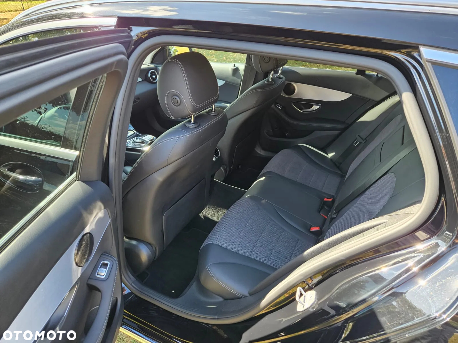 Mercedes-Benz Klasa C 250 d 4-Matic 9G-TRONIC - 21