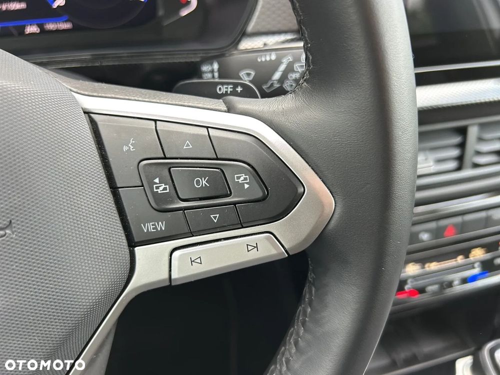Volkswagen T-Cross - 24