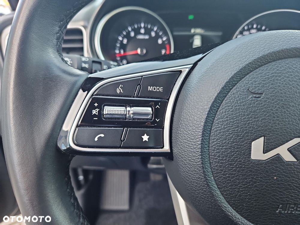 Kia Ceed 1.5 T-GDI M - 21