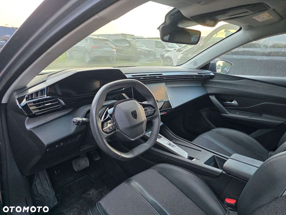 Peugeot 308 180 e-EAT8 Allure - 12