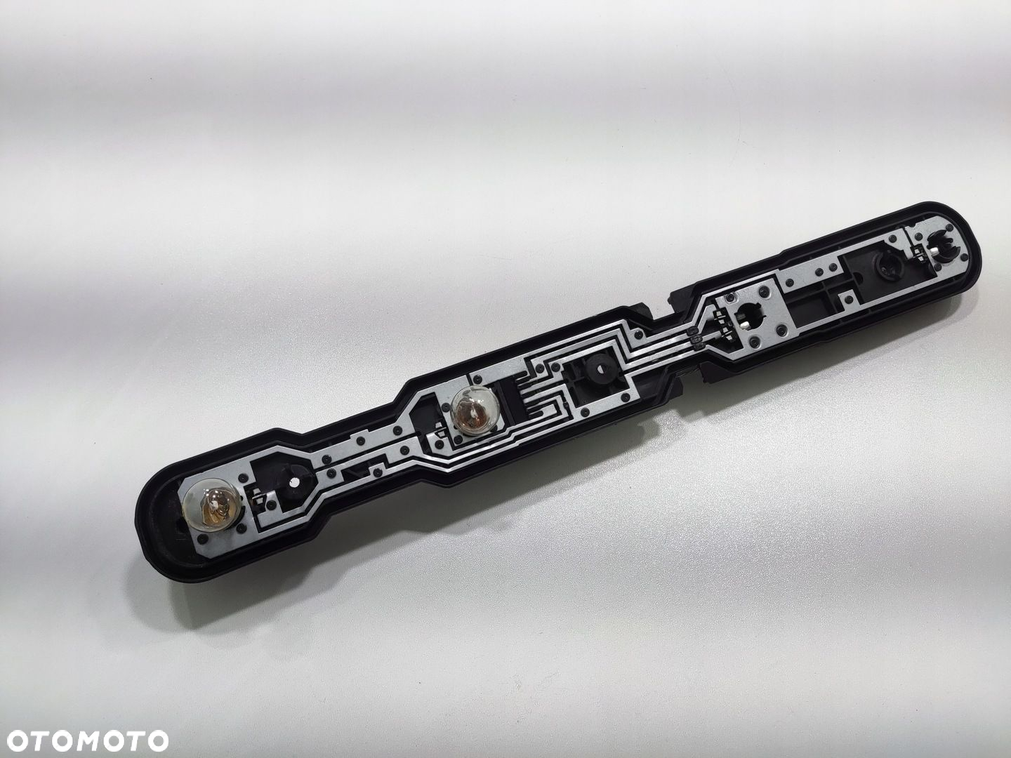 WKŁAD LAMPY TYŁ TYLNY PRAWY OPRAWA ŻARÓWEK MASTER III MOVANO B 2010-2019 - 2