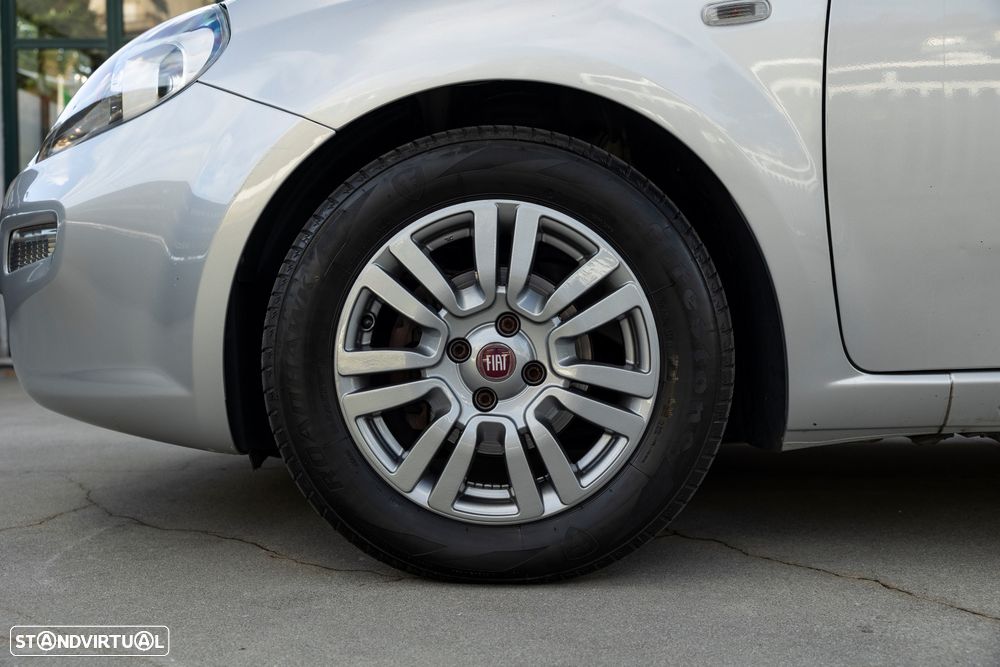 Fiat Punto 1.3 M-Jet Lounge S&S - 14