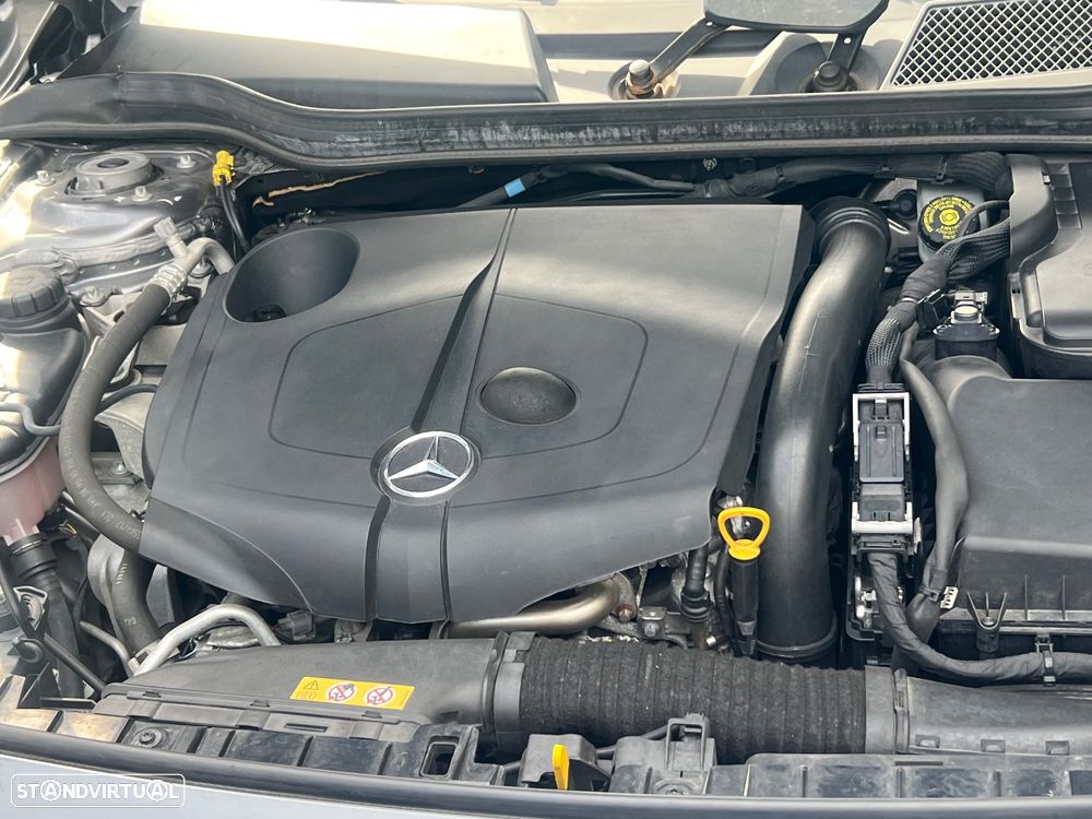 Mercedes-Benz GLA 200 d Activity Edition - 10