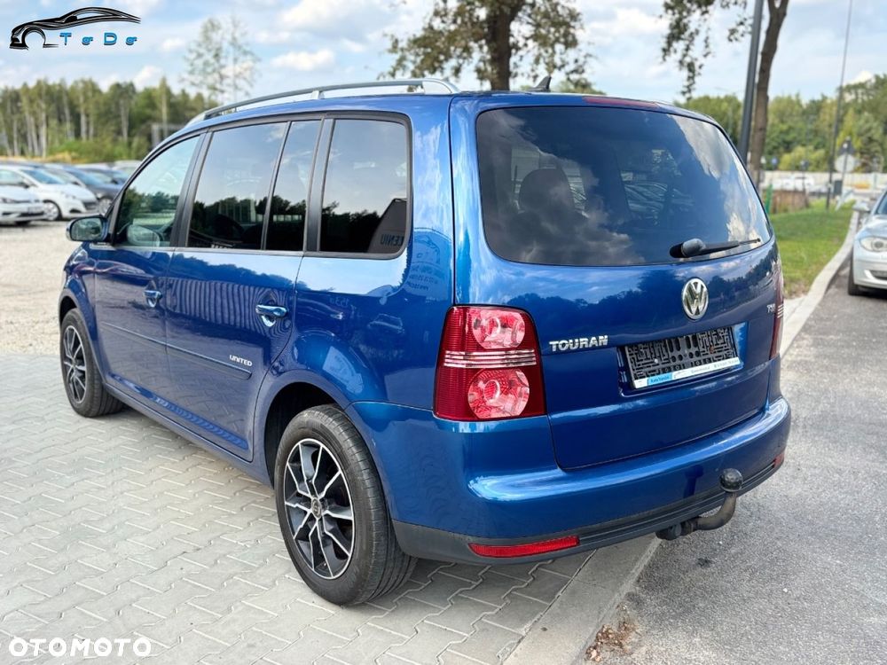 Volkswagen Touran 1.4 TSI Conceptline - 14