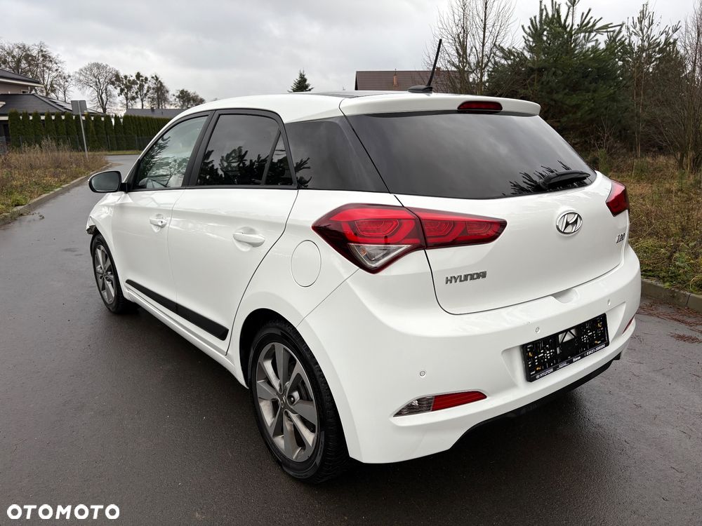 Hyundai i20 1.2 Intro Edition - 4