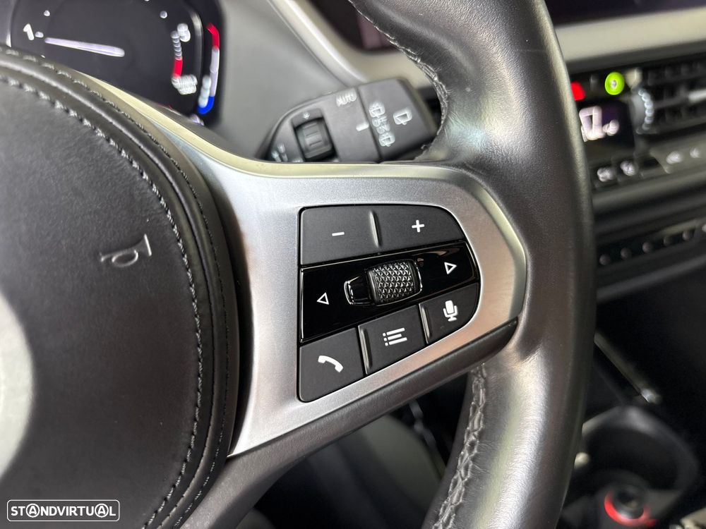 BMW 116 d Pack Desportivo M Auto - 16