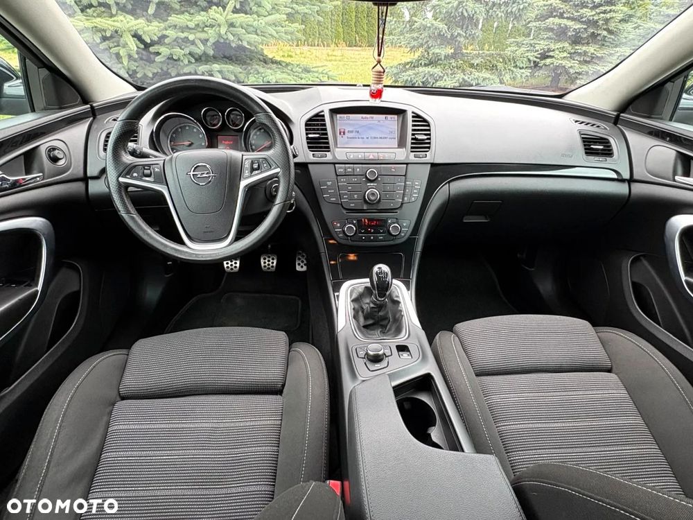 Opel Insignia 2.0 Turbo Design Edition - 16