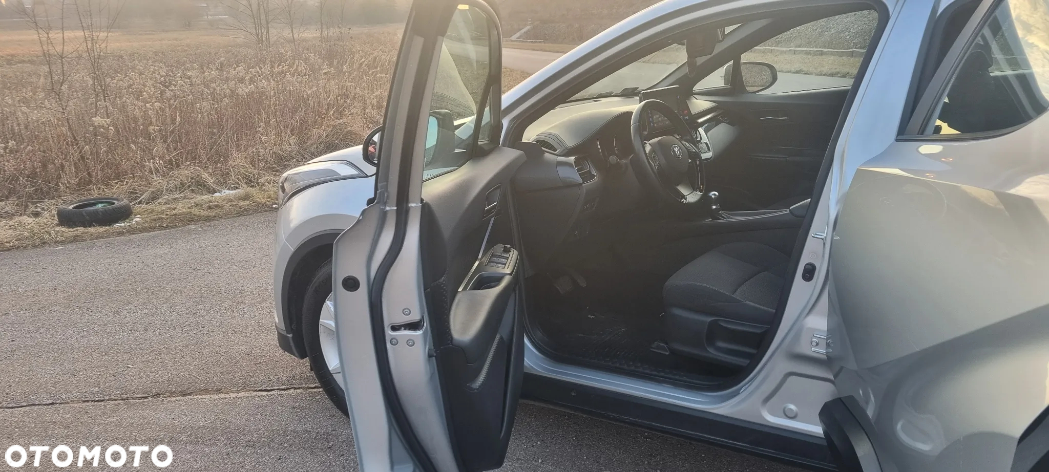 Toyota C-HR 1.8 Hybrid Dynamic - 13