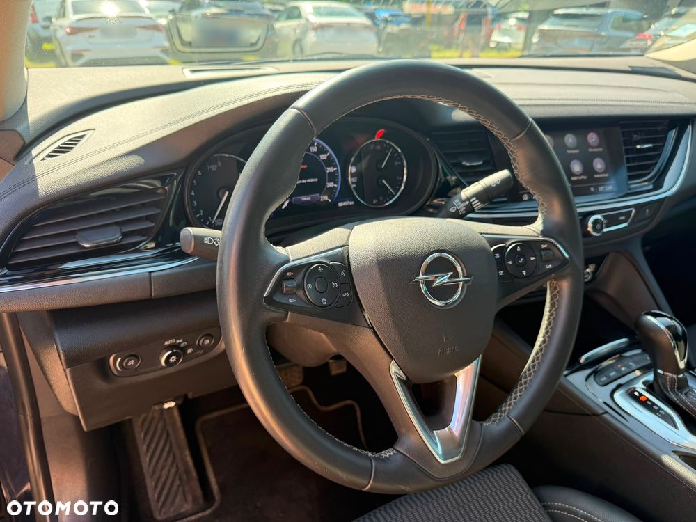 Opel Insignia 1.6 T Innovation S&S - 13