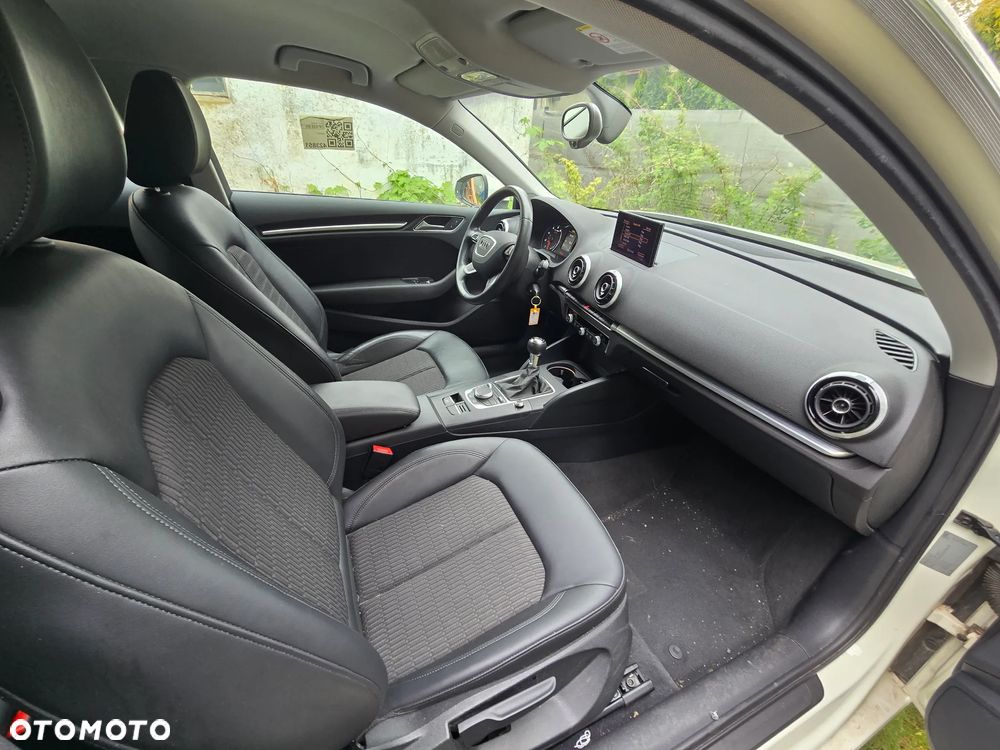 Audi A3 3-drzwiowe 1.4T FSI Attraction - 15
