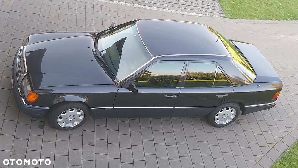 Mercedes-Benz W124 (1984-1993) - 11