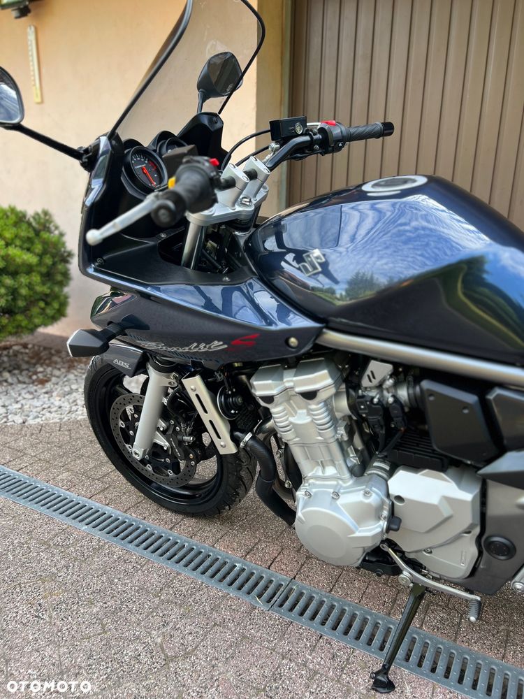 Suzuki Bandit - 24