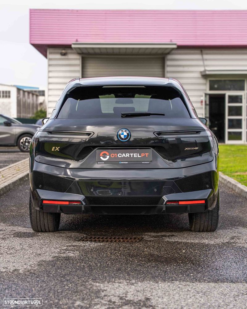 BMW iX xDrive40 - 30