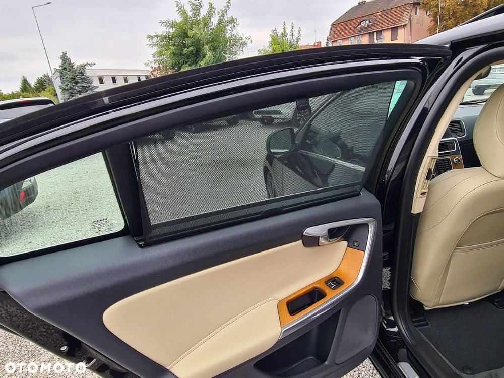 Volvo S60 T5 AWD Inscription - 33