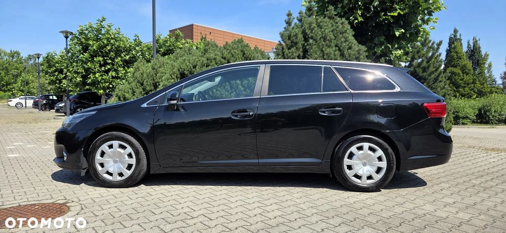 Toyota Avensis 1.8 Premium EU5 - 9