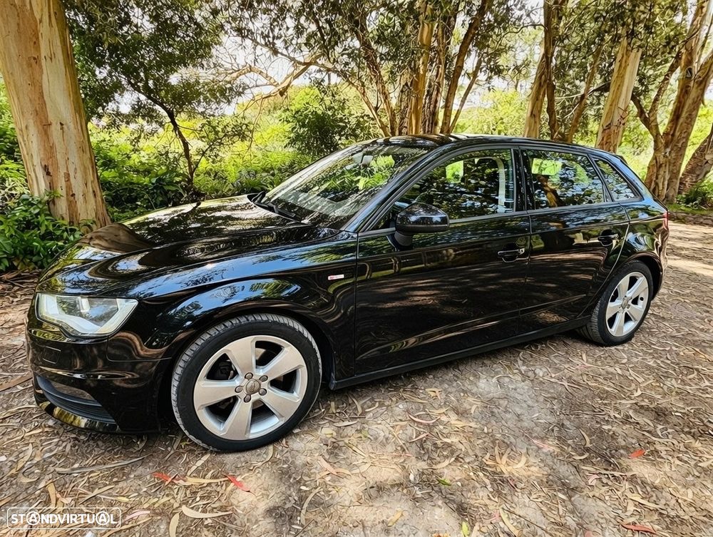 Audi A3 Sportback 1.6 TDI S tronic S line Sport Pack - 3
