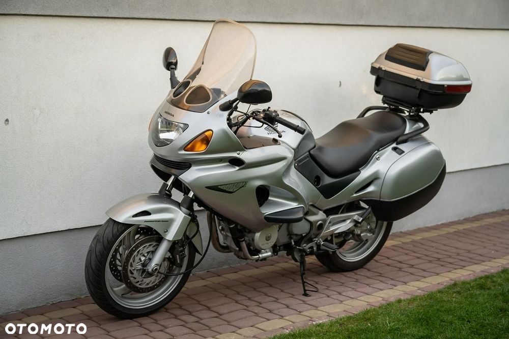 Honda NTV - 6