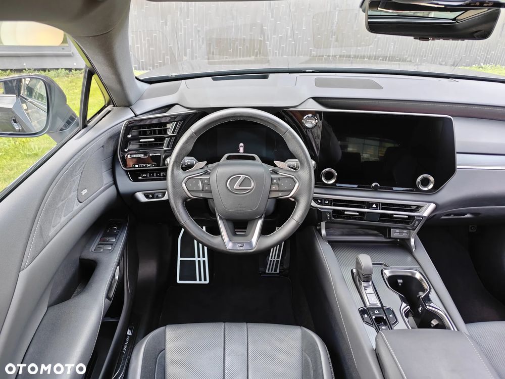 Lexus RX 500h F Sport - 17