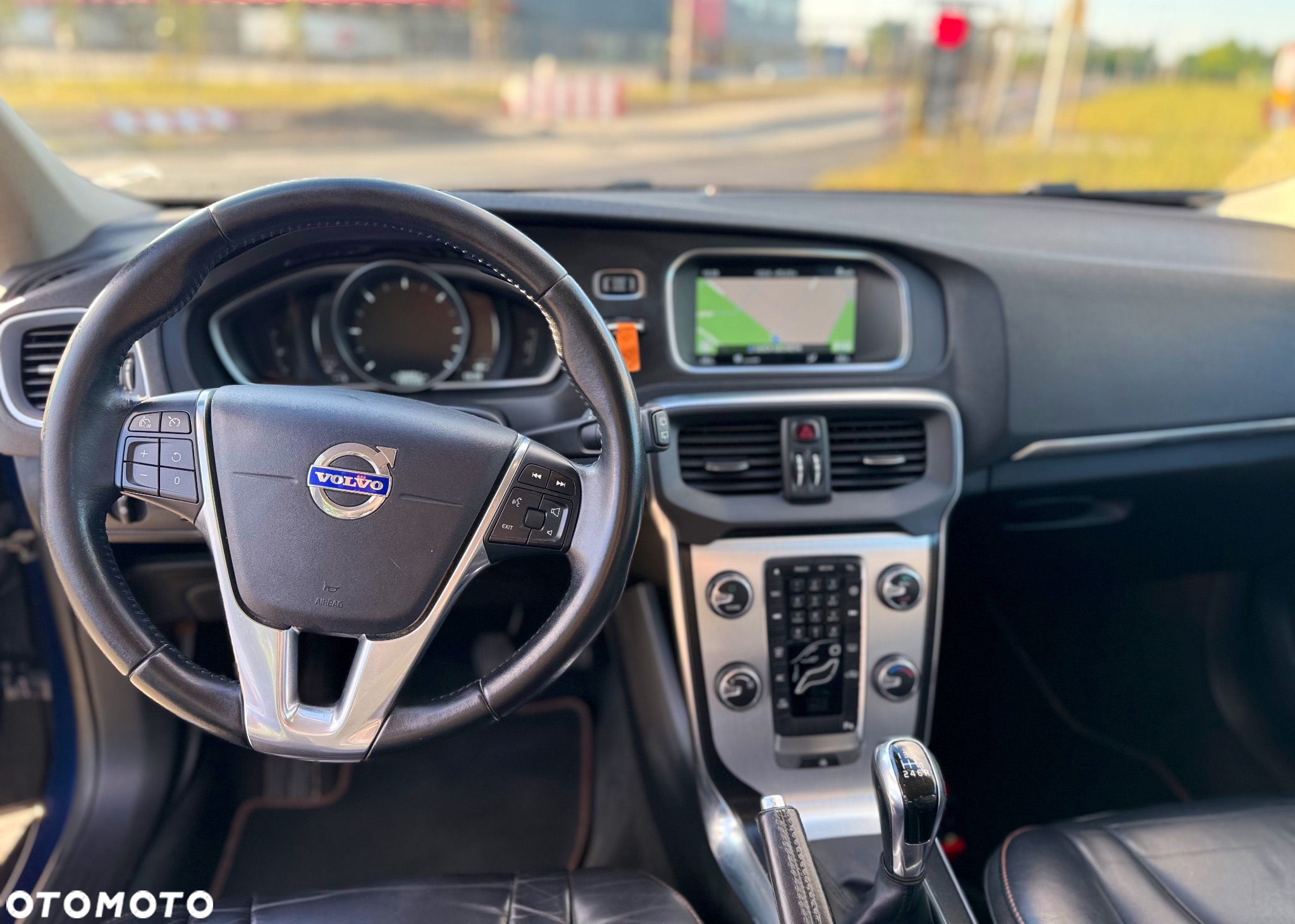 Volvo V40 D2 Drive-E Ocean Race - 8