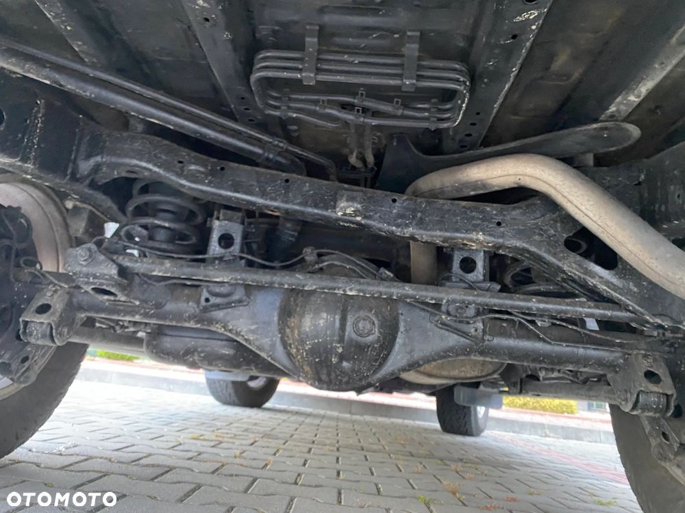 Toyota Land Cruiser - 18