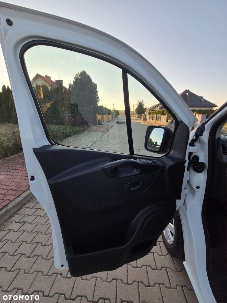 Renault Trafic Talento 120koni Long 143Tys km Klima Super stan - 12