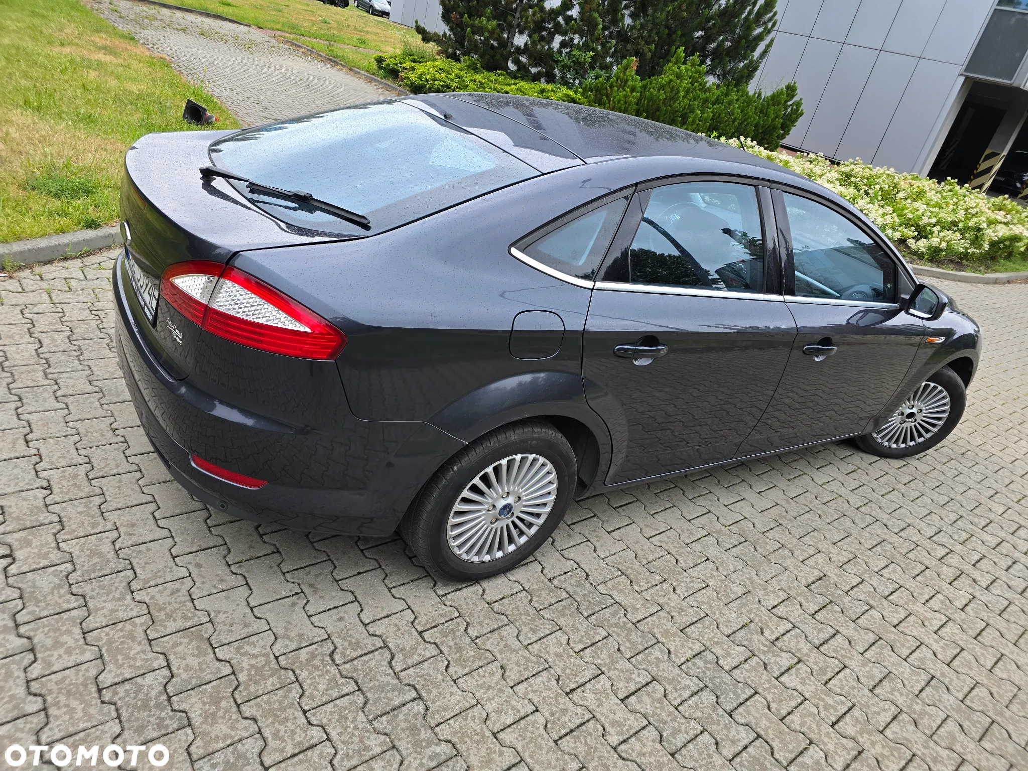 Ford Mondeo 1.8 TDCi Ambiente - 2