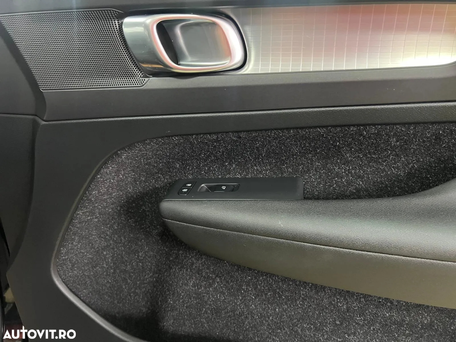 Volvo XC 40 D3 AWD Momentum - 19