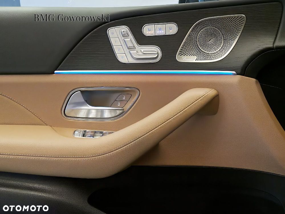 Mercedes-Benz GLS - 8