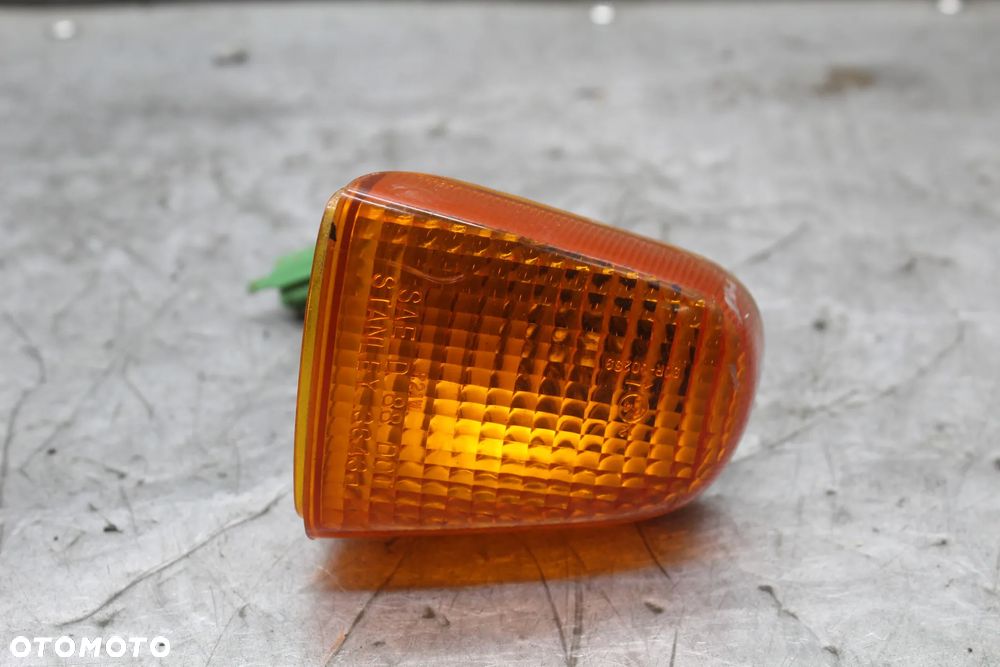 Kawasaki ZZR 1100 Kierunkowskaz kierunek lewy