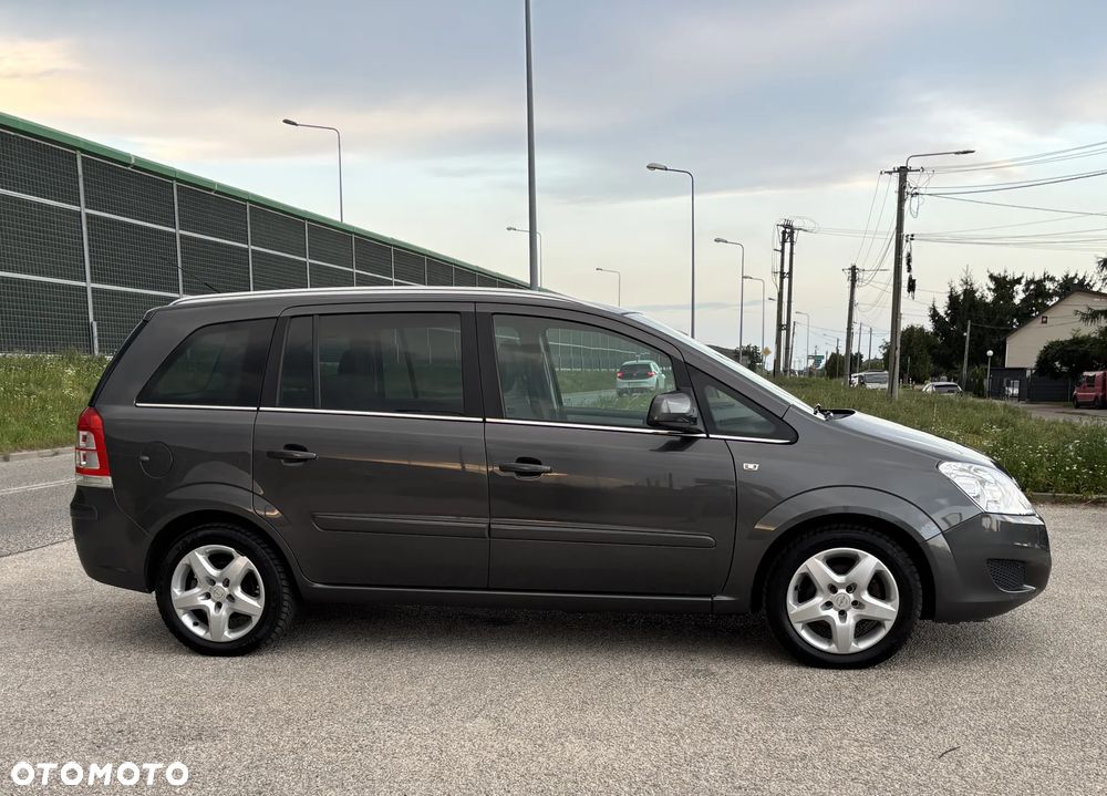 Opel Zafira 1.6 EcoFLEX Edition 111 Jahre - 41