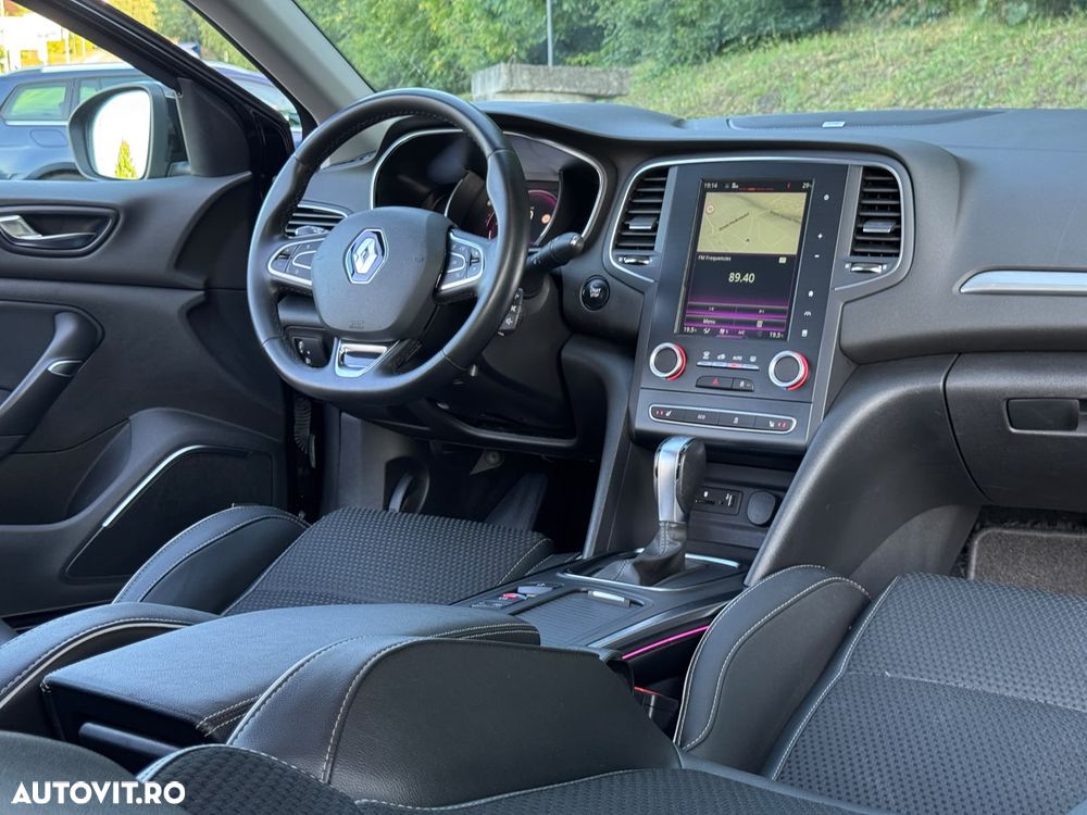Renault Megane ENERGY dCi 110 EDC BOSE EDITION - 9