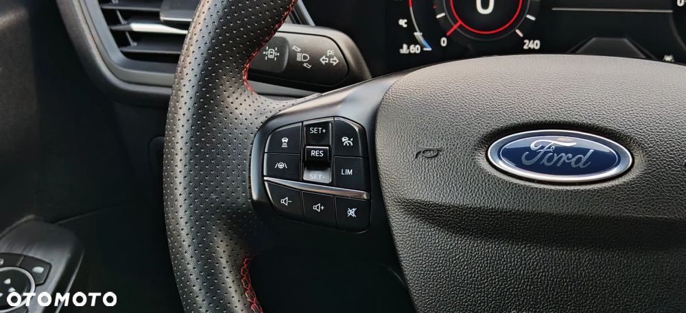 Ford Kuga 2.5 Duratec PHEV ST-LINE X - 15