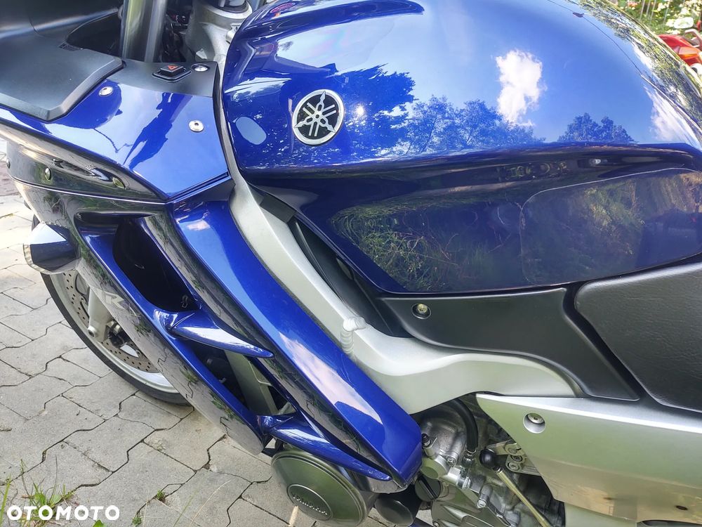Yamaha FJR - 13