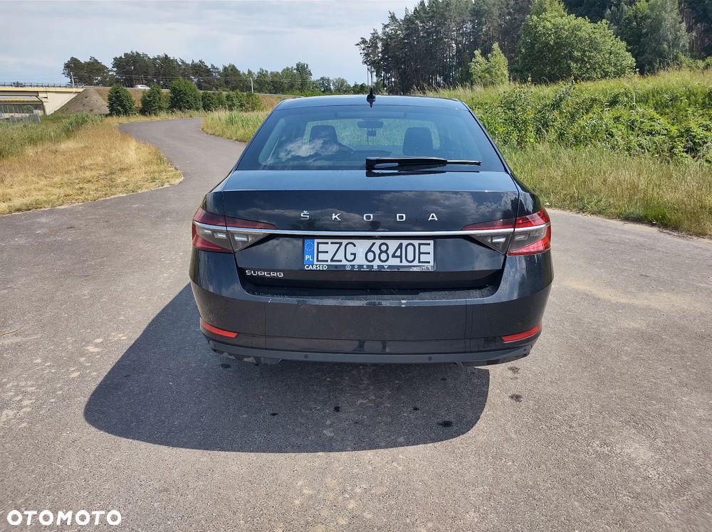 Skoda Superb 2.0 TDI Ambition DSG - 6
